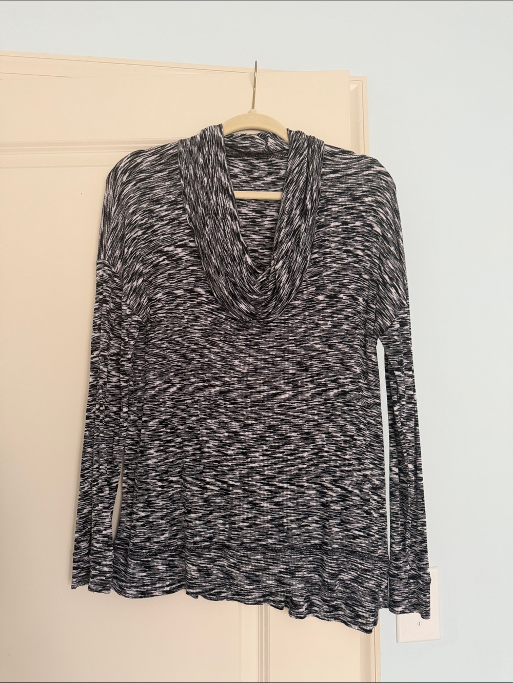Cozy Cowl Neck Women's Sweater - Black & White